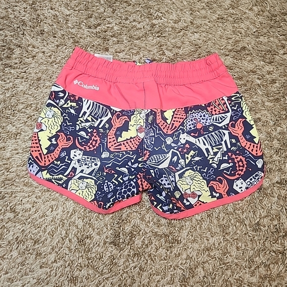 Girls Columbia Omni-shade size XS  shorts stylish - Picture 6 of 6